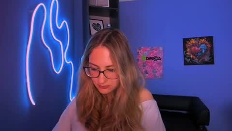 so_hot_rosalie online show from 04-08-26, 07:36