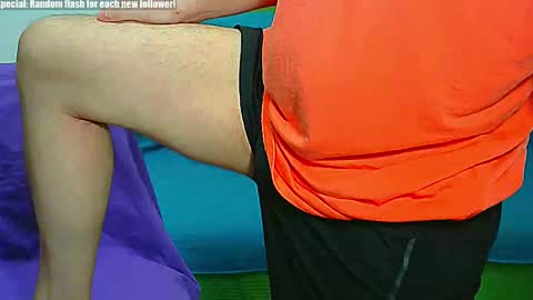 Snapshot of soak_ed85 chatting on 12-08-24, 01:46 SoakEd online show from 12-08-24, 01:46