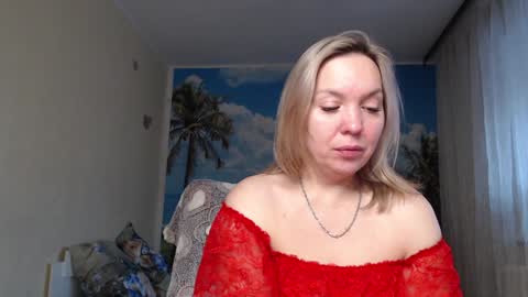 Snapshot of soaring_love chatting on 02-06-25, 04:21 Masha online show from 02-06-25, 04:21