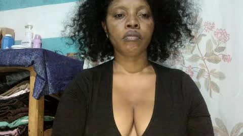 Snapshot of soayh89 chatting on 06-14-26, 07:27 soayh89 online show from 06-14-26, 07:27