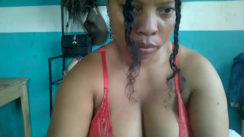 Snapshot of soayh89 chatting on 07-18-26, 06:17 soayh89 online show from 07-18-26, 06:17