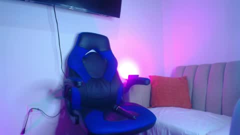 Snapshot of soee_18 chatting on 06-22-26, 03:25 sooe online show from 06-22-26, 03:25