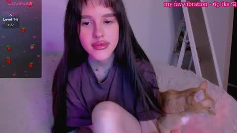 Snapshot of sofa_green chatting on 01-05-25, 08:52 lady sofi green online show from 01-05-25, 08:52