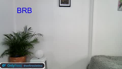 soffi_rousel_ online show from 01-08-25, 08:39