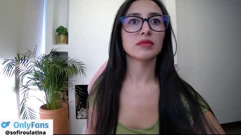 soffi_rousel_ online show from 11-25-25, 07:03