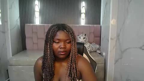 Snapshot of soffia_b chatting on 10-11-25, 03:17 soffia_b online show from 10-11-25, 03:17