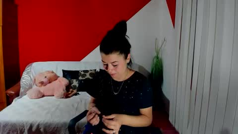 Soffy online show from 09-29-25, 04:17