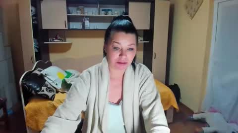 Soffy online show from 02-17-26, 04:53