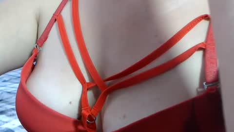 Snapshot of sofi995971 chatting on 06-26-26, 04:33 Sofa Castellanos online show from 06-26-26, 04:33