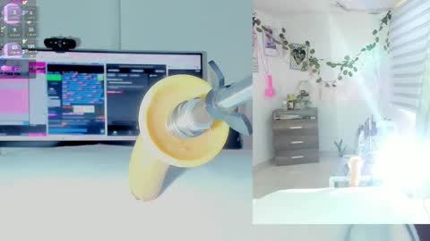 Sofi online show from 12-21-25, 04:58