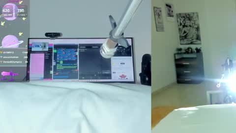 Snapshot of sofi__velez_ chatting on 04-26-26, 04:59 Sofi online show from 04-26-26, 04:59