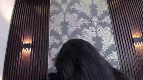 Snapshot of sofi_lassa_ chatting on 06-17-26, 01:08 SOFIA online show from 06-17-26, 01:08