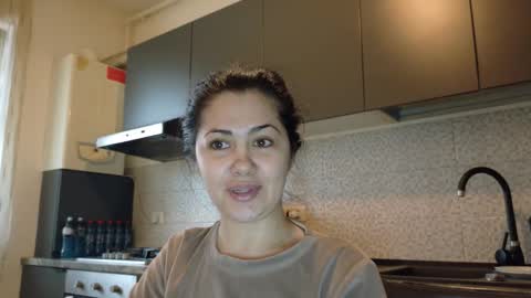 Snapshot of sofi_moon26 chatting on 02-09-26, 12:09 sofi moon26 online show from 02-09-26, 12:09