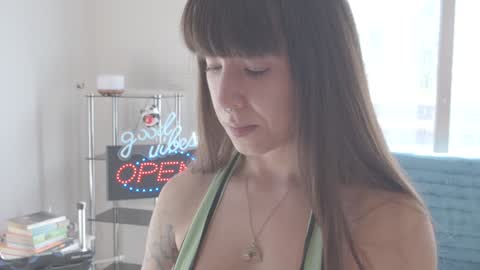 Sofi Mora online show from 12-15-24, 02:59