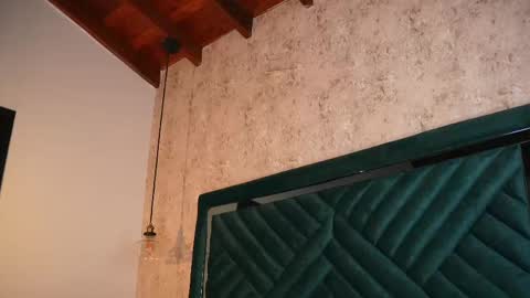 Snapshot of sofi_moreno chatting on 06-03-26, 02:33 Sofi online show from 06-03-26, 02:33