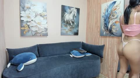 Snapshot of sofi_posada chatting on 11-29-25, 01:47 sofi_posada online show from 11-29-25, 01:47