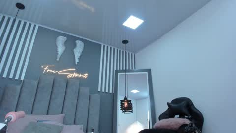 valen online show from 12-15-24, 07:53