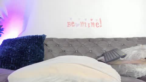 Snapshot of sofi_vasquez chatting on 02-19-25, 02:12 Sofia Vasquez online show from 02-19-25, 02:12