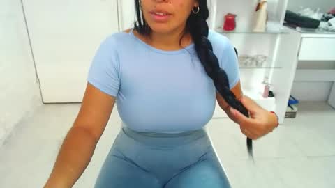 sofia vene  online show from 09-21-25, 11:34