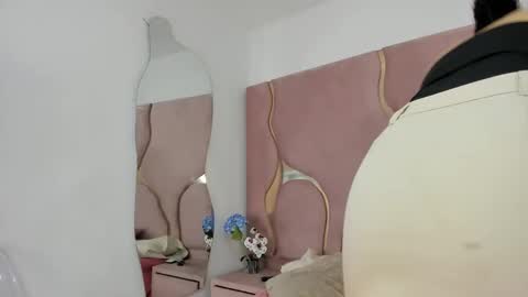 SOFIA online show from 03-19-26, 09:08