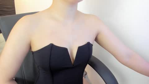 Skarlett online show from 03-26-26, 01:49