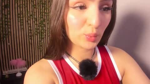 Snapshot of sofia44 chatting on 05-31-26, 05:53 Skarlett online show from 05-31-26, 05:53