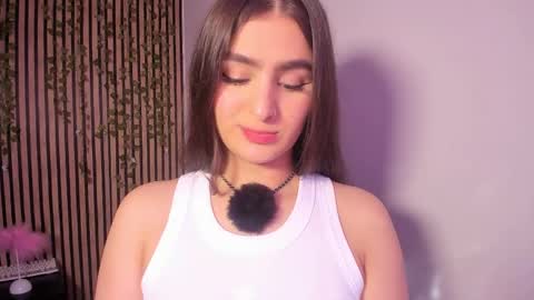 Snapshot of sofia44 chatting on 06-02-26, 01:57 Skarlett online show from 06-02-26, 01:57