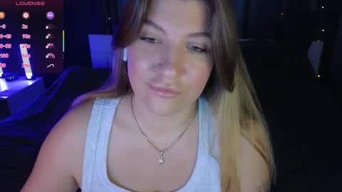 Snapshot of sofia__fairy chatting on 03-06-25, 08:19 Sofia Lush is active PVT is open Welcome to the world of pleasure online show from 03-06-25, 08:19