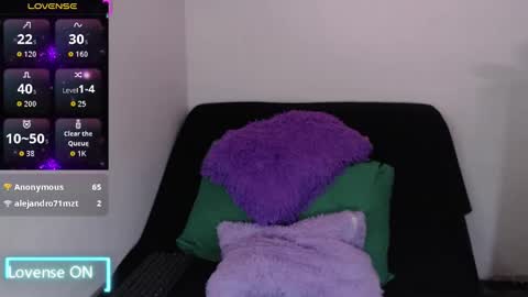 Snapshot of sofia__whitee chatting on 09-20-25, 06:58 sofia whitee online show from 09-20-25, 06:58