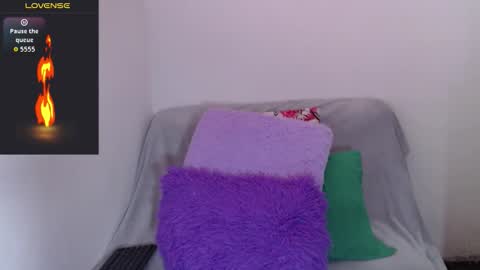 Snapshot of sofia__whitee chatting on 11-16-25, 07:47 sofia whitee online show from 11-16-25, 07:47