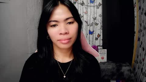 Snapshot of sofia_ava24 chatting on 07-18-26, 02:27 Chady online show from 07-18-26, 02:27