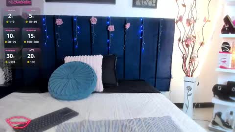 Snapshot of sofia_boobs__ chatting on 09-15-25, 07:58 Sofia online show from 09-15-25, 07:58