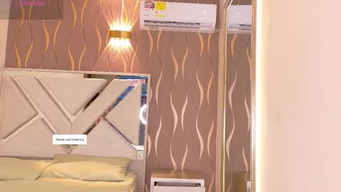 Snapshot of sofia_cleyton1 chatting on 02-19-26, 12:34 online show from 02-19-26, 12:34