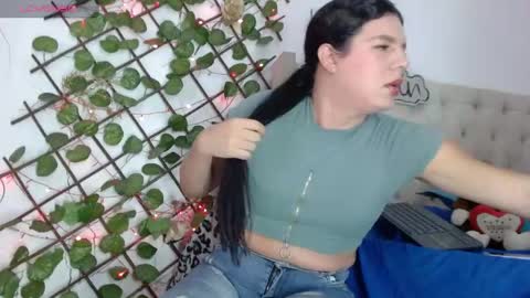 sofia online show from 05-17-26, 06:04