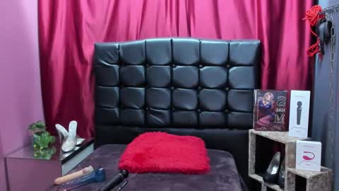 Miss Sofi online show from 03-25-26, 11:16