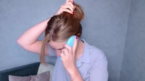 Snapshot of sofia_here chatting on 09-19-25, 12:34 Sofia here online show from 09-19-25, 12:34