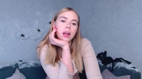 Snapshot of sofia_here chatting on 10-06-25, 12:19 Sofia here online show from 10-06-25, 12:19