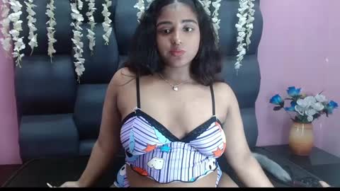 Snapshot of sofia_hernandeez_ chatting on 02-09-25, 06:11 Sofi online show from 02-09-25, 06:11