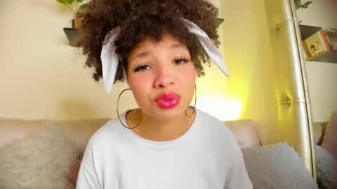 Snapshot of sofia_kay_ chatting on 02-17-26, 06:14 S O F I A online show from 02-17-26, 06:14