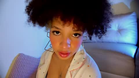 Snapshot of sofia_kay_ chatting on 05-04-26, 09:22 S O F I A online show from 05-04-26, 09:22