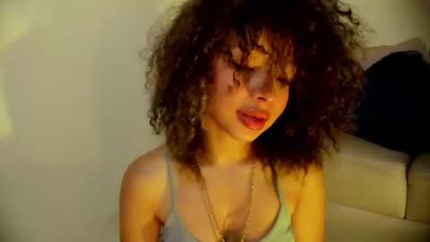 Snapshot of sofia_kay_ chatting on 05-28-26, 12:08 S O F I A online show from 05-28-26, 12:08