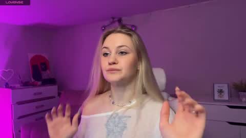 Sofia online show from 02-24-26, 03:26