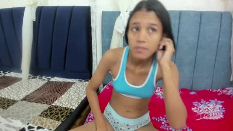 sofia_land_18 online show from 01-26-25, 12:22