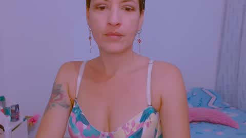 Sofia  online show from 01-19-25, 08:09