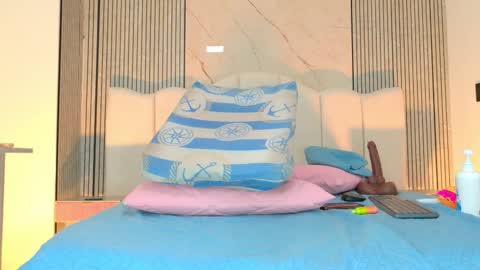 Sofia online show from 03-16-26, 05:44