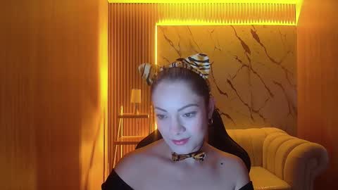 Snapshot of sofia_nova_tf chatting on 02-05-26, 01:27 sofi online show from 02-05-26, 01:27