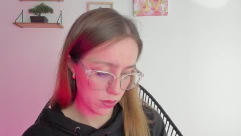     online show from 12-05-24, 02:42