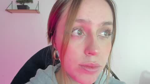     online show from 12-18-24, 02:42