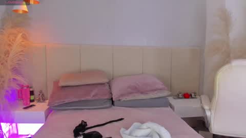 SOFIA PAMELA online show from 09-13-25, 07:02