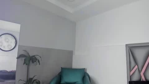 Sofa online show from 09-29-25, 11:59